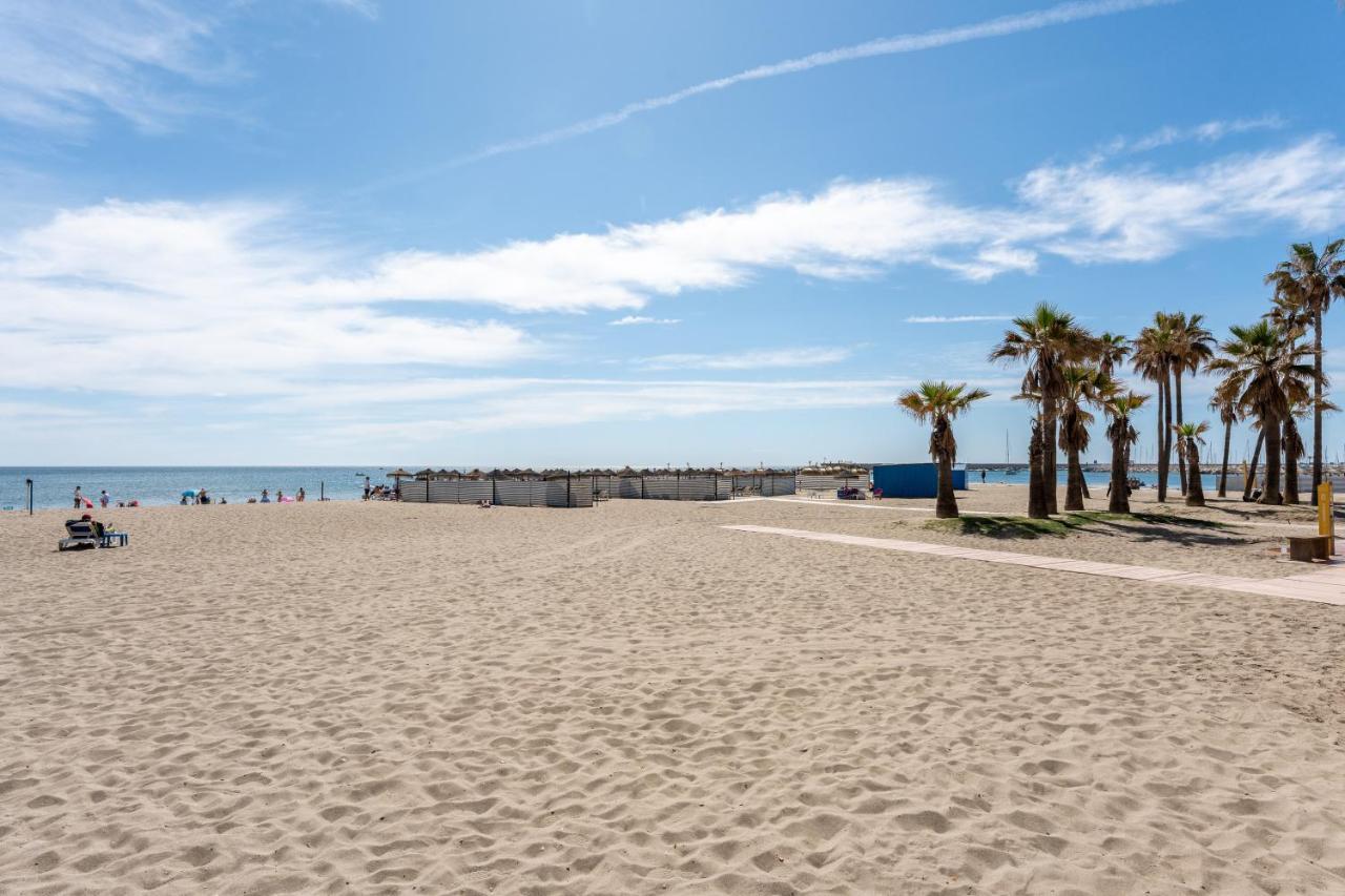 Beach Front Holiday Studio Fuengirola Eksteriør bilde